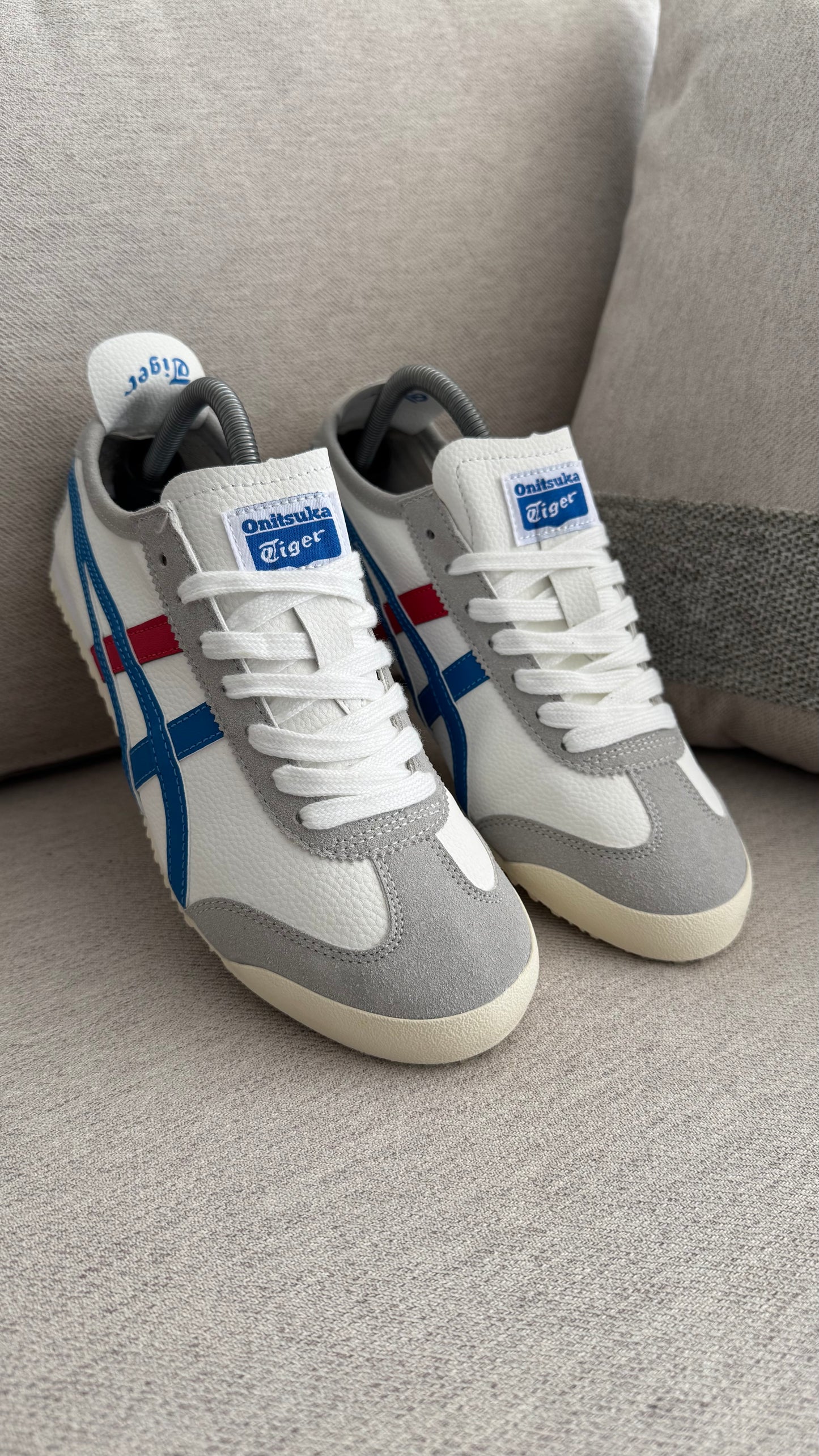 ONISUKA BLANCO JUNIOR