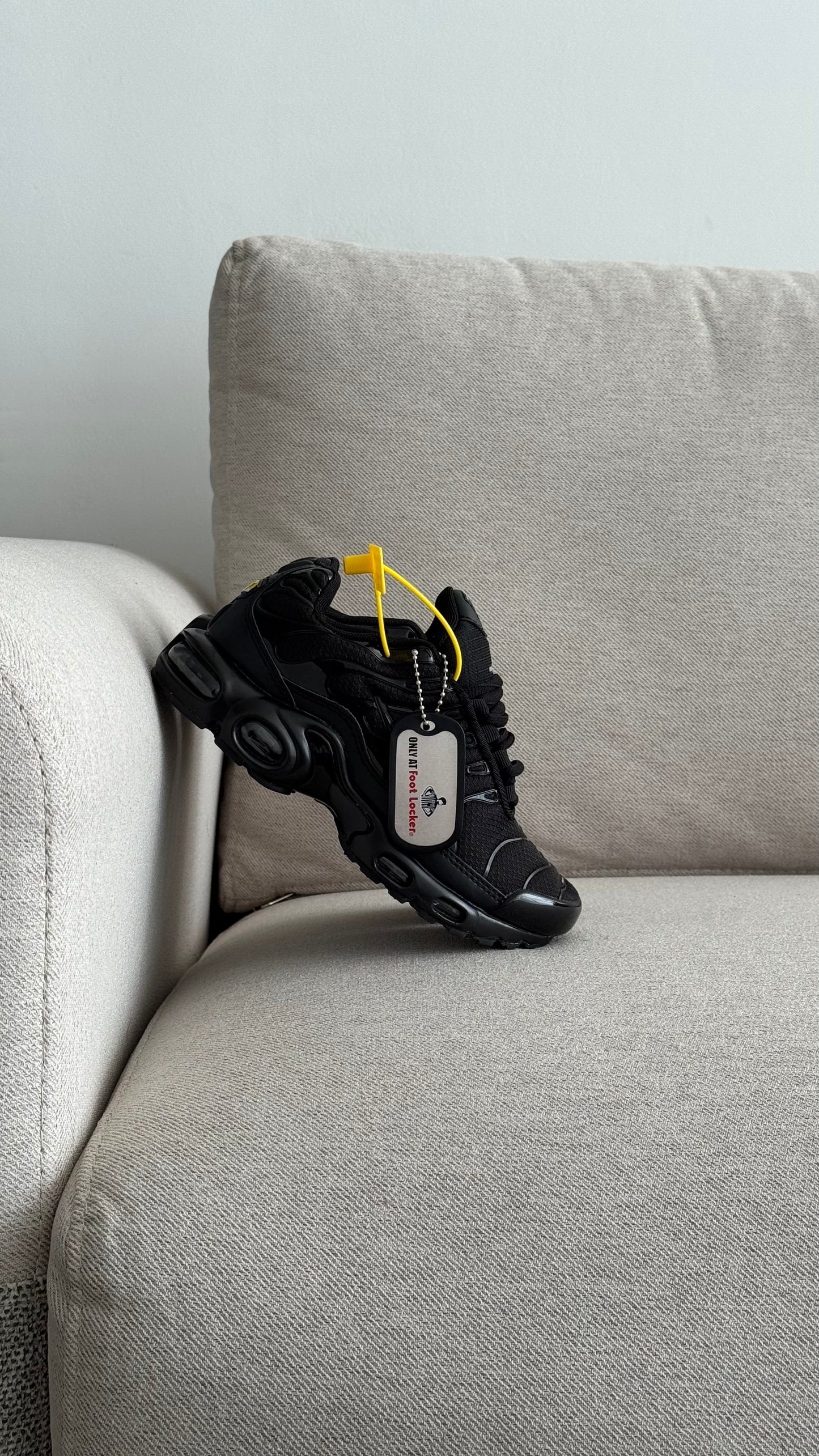 NIKE TN NEGRO NIÑO