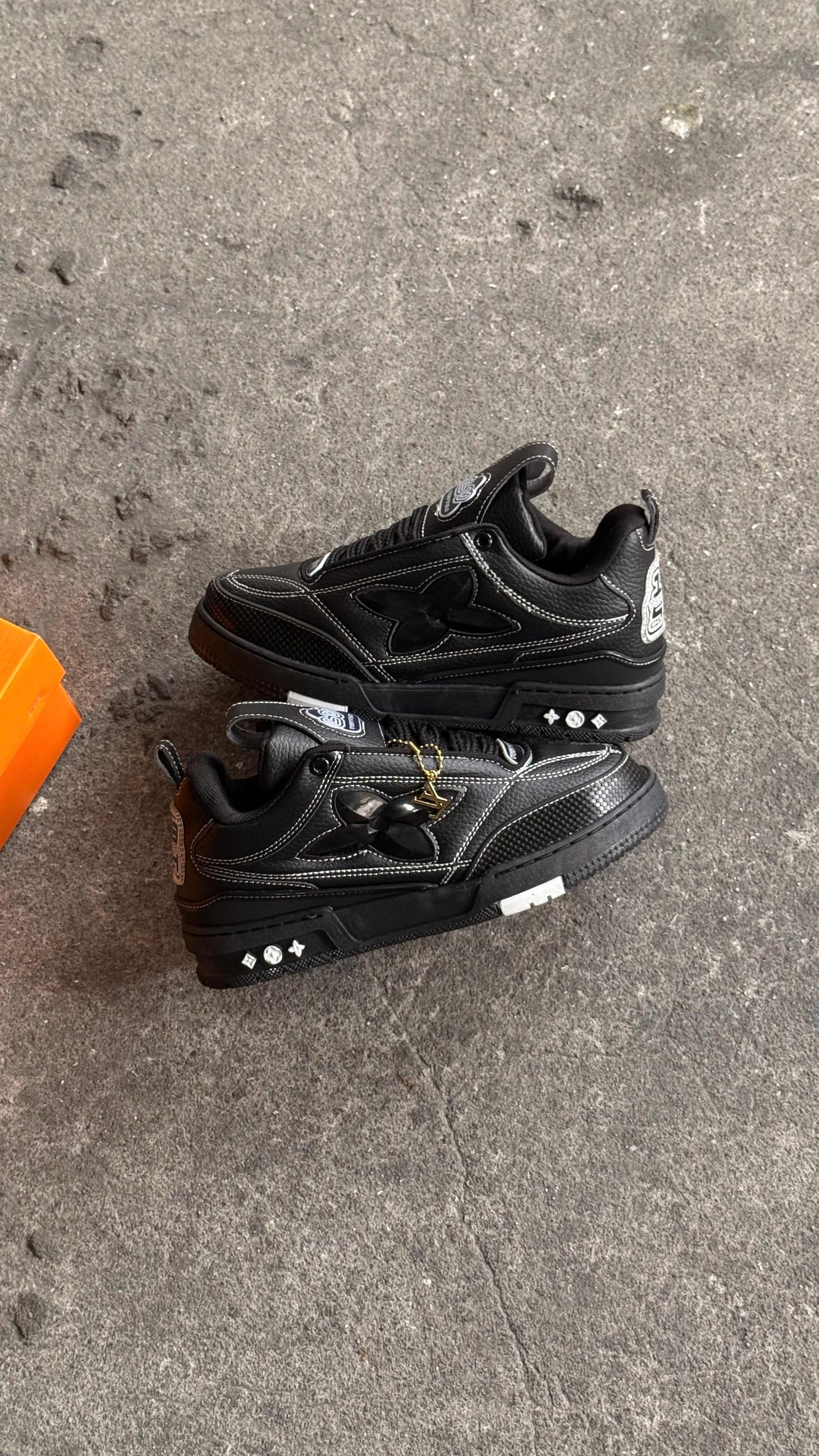 LOUIS VUITTON 1,1 NEGRO