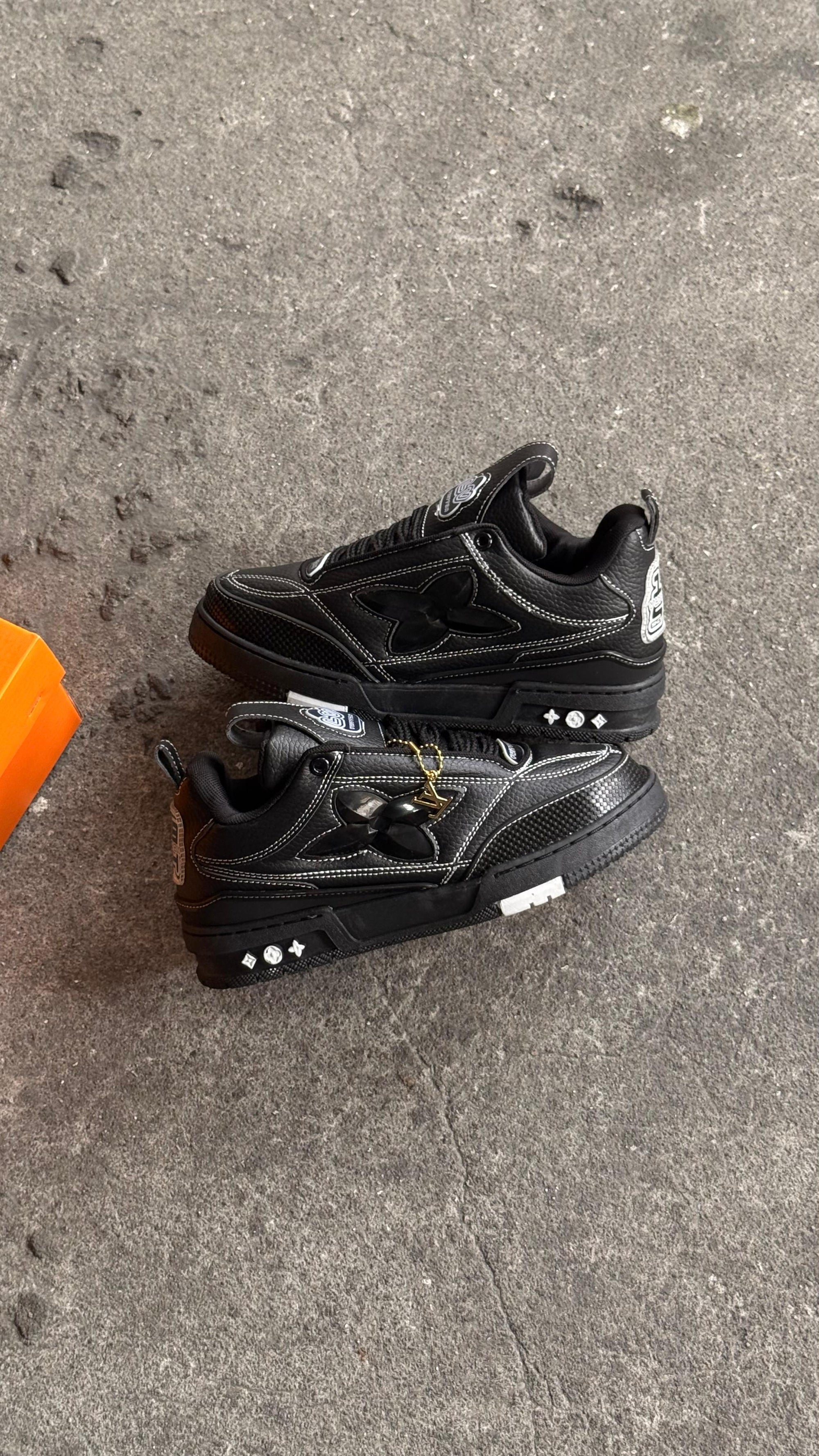 LOUIS VUITTON 1,1 NEGRO