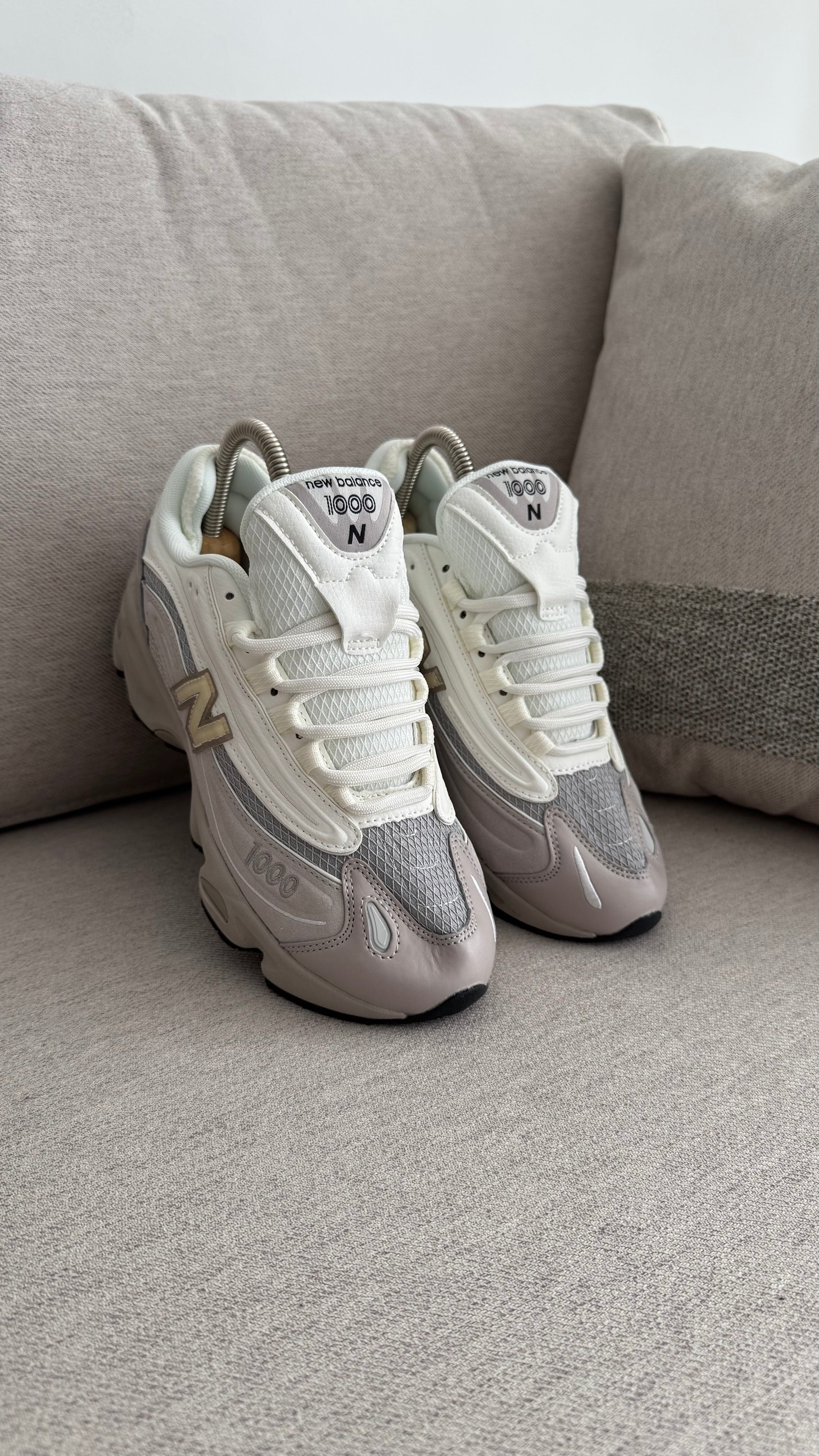 NEW BALANCE 1000 BLANCO LILA