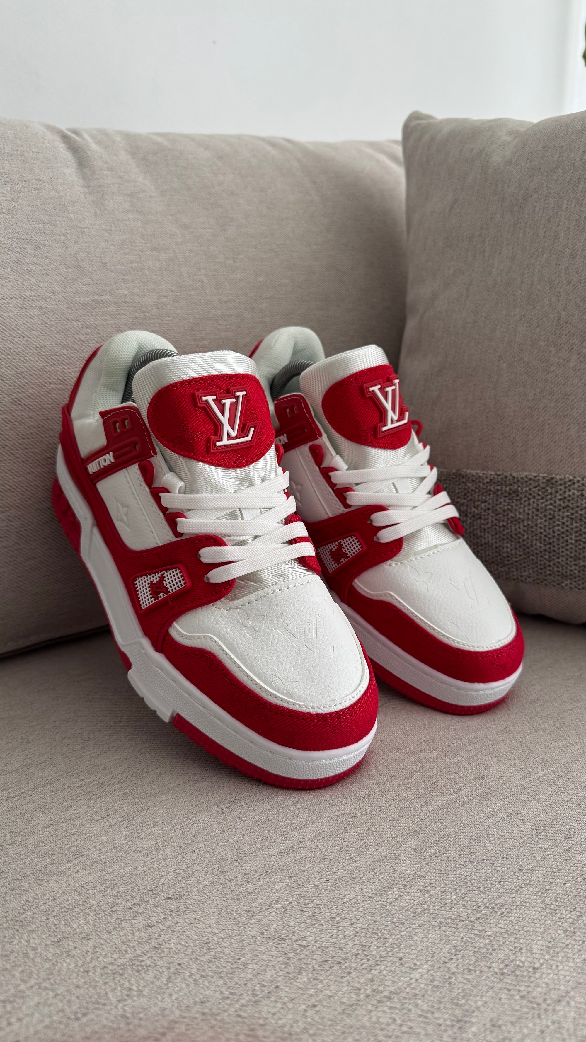 LOUIS VUITTON ROJO