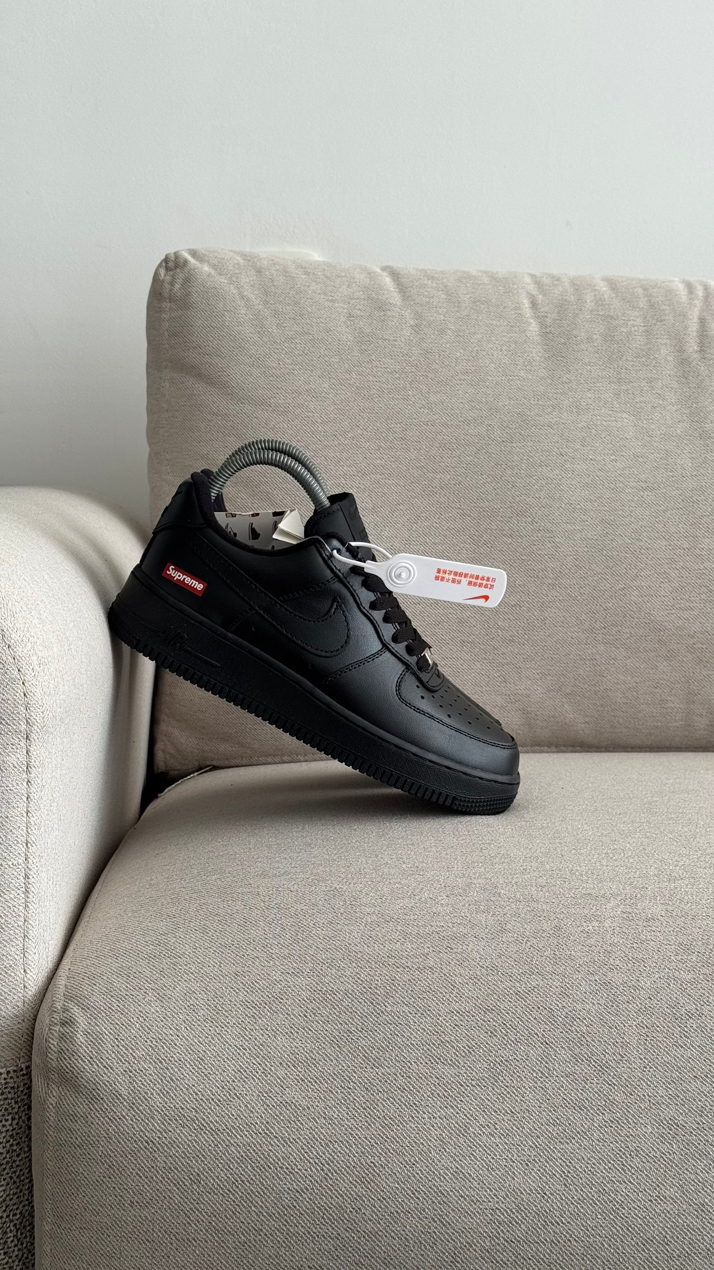 NIKE AF1 SUPREME NEGRO