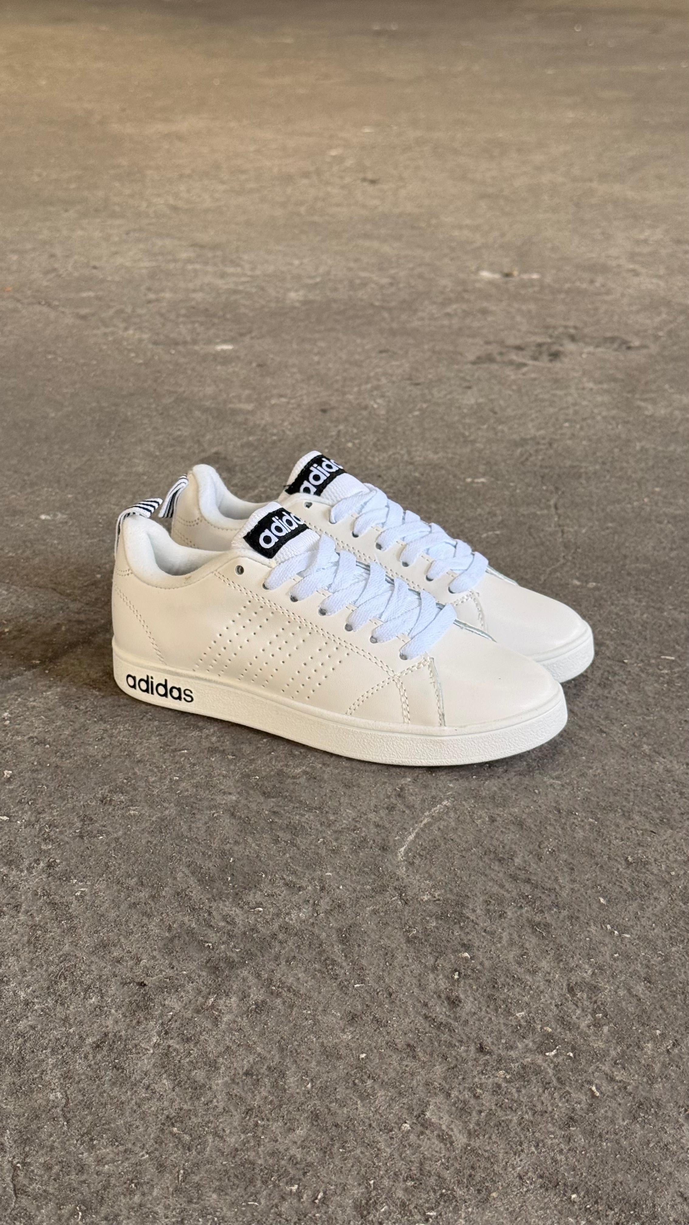 GMDKS286○ AD CORE / エーディコア NEO CLASSICO ADIDAS NEO CLASICO BLANCO – COSTA SNEAKERS