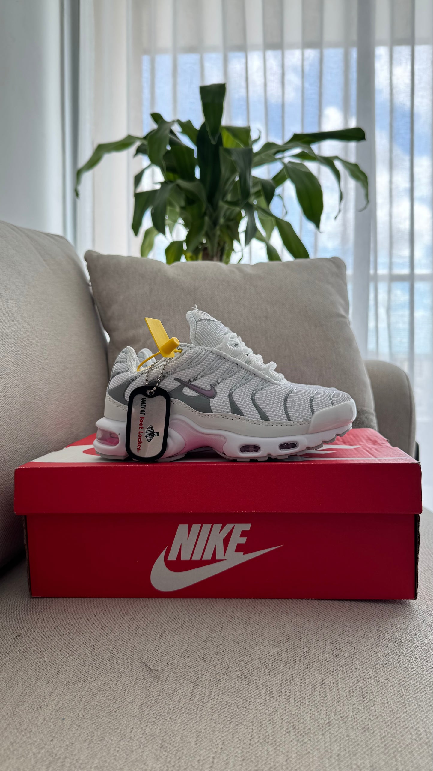 NIKE TN BLANCO ROSA