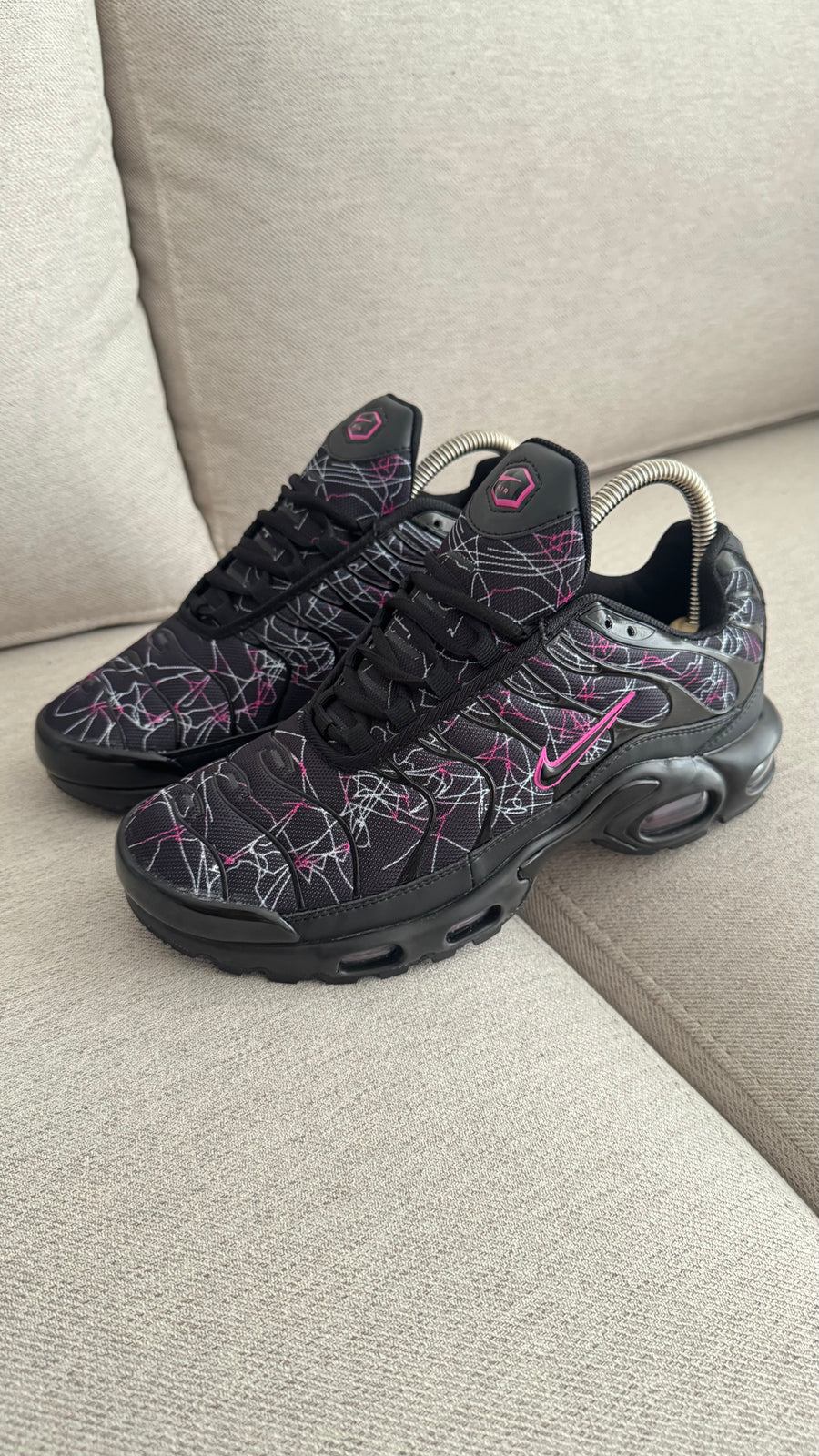 NIKE TN ELECTRICO NEGRO FUCSIA PROMO