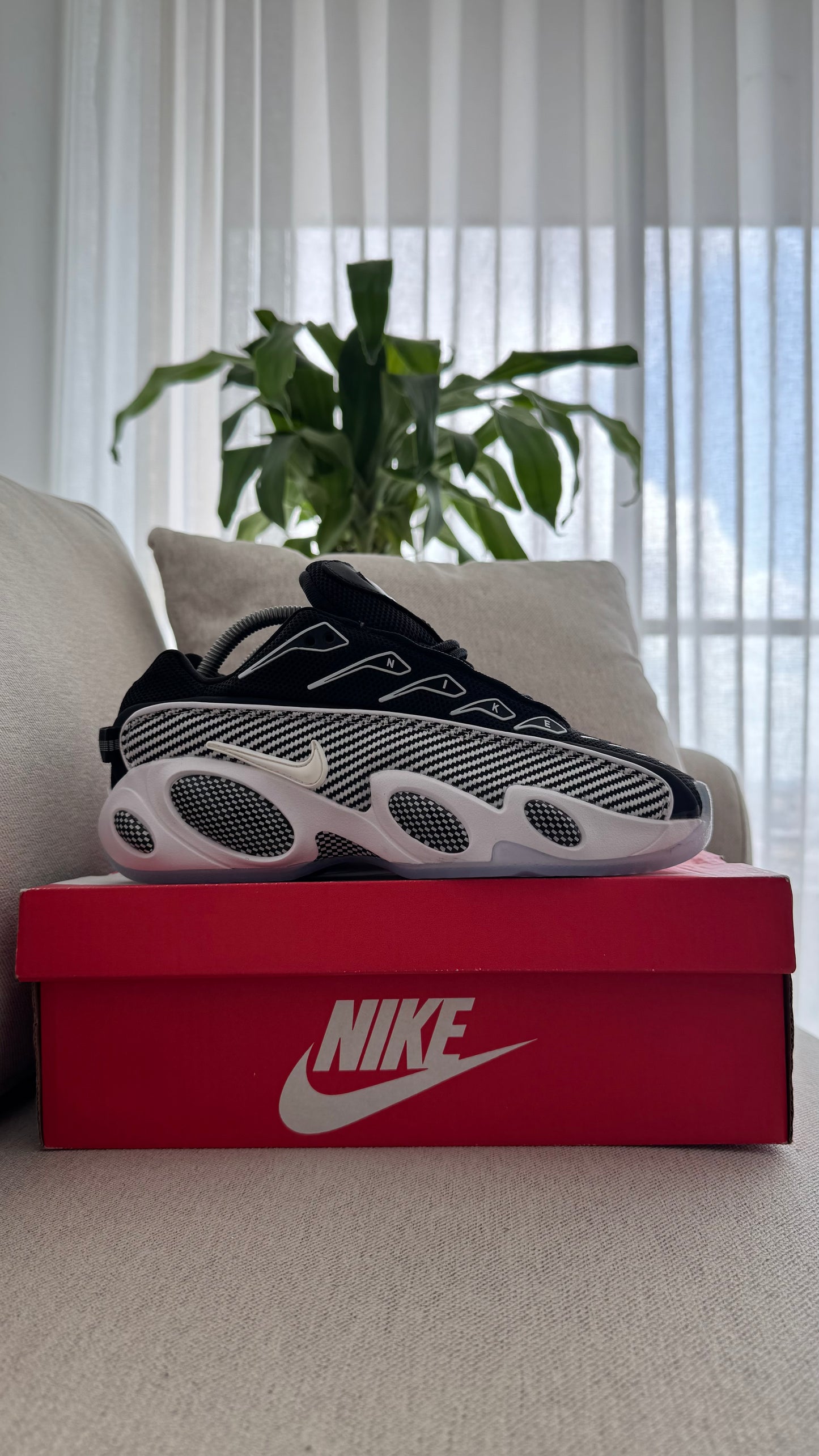 NIKE NOCTA NEGRO BLANCO