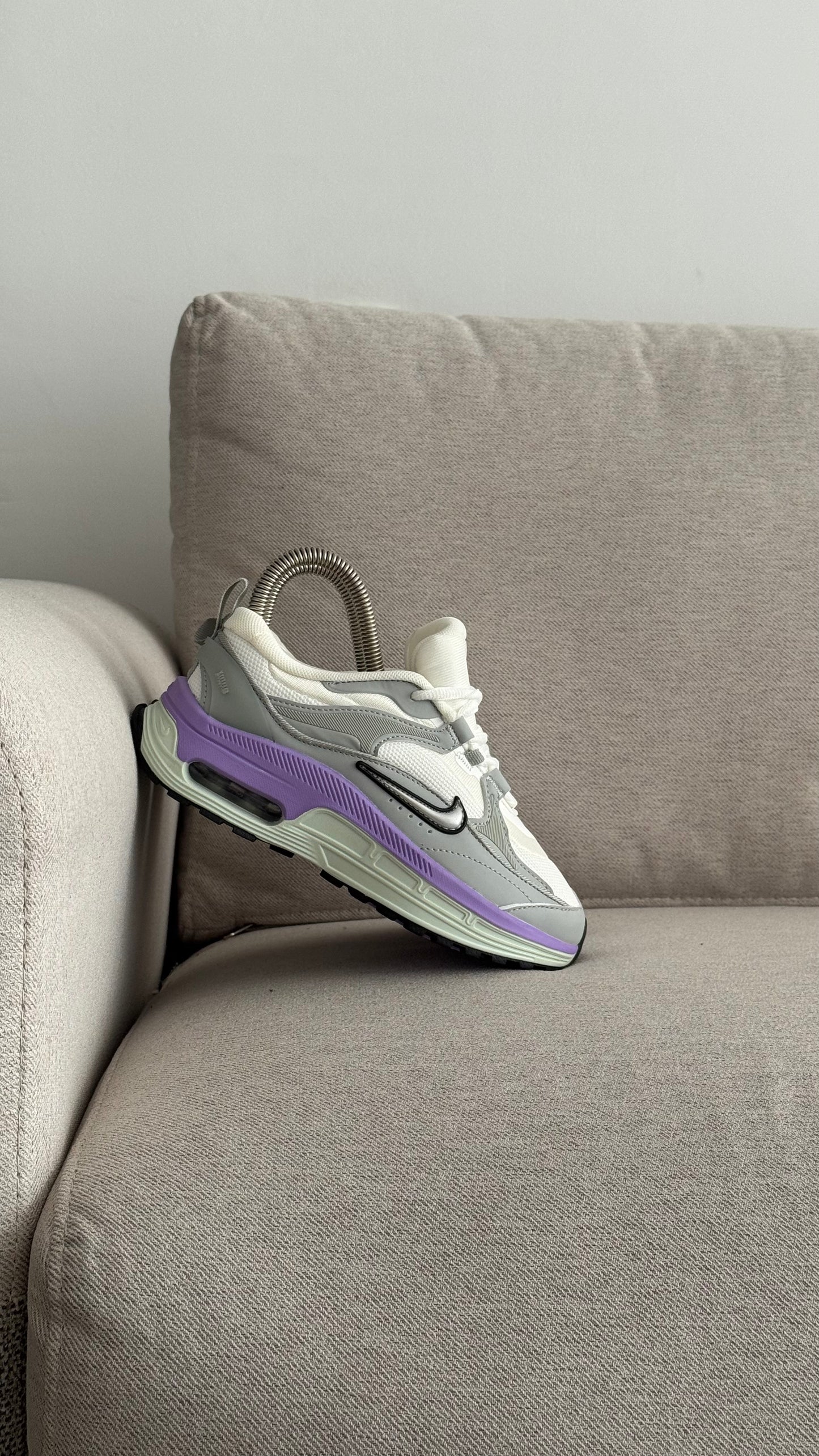 NIKE BLISS BLANCO MORADO