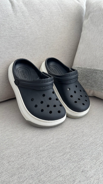 CROCS NIÑOS NEGRO BLANCO
