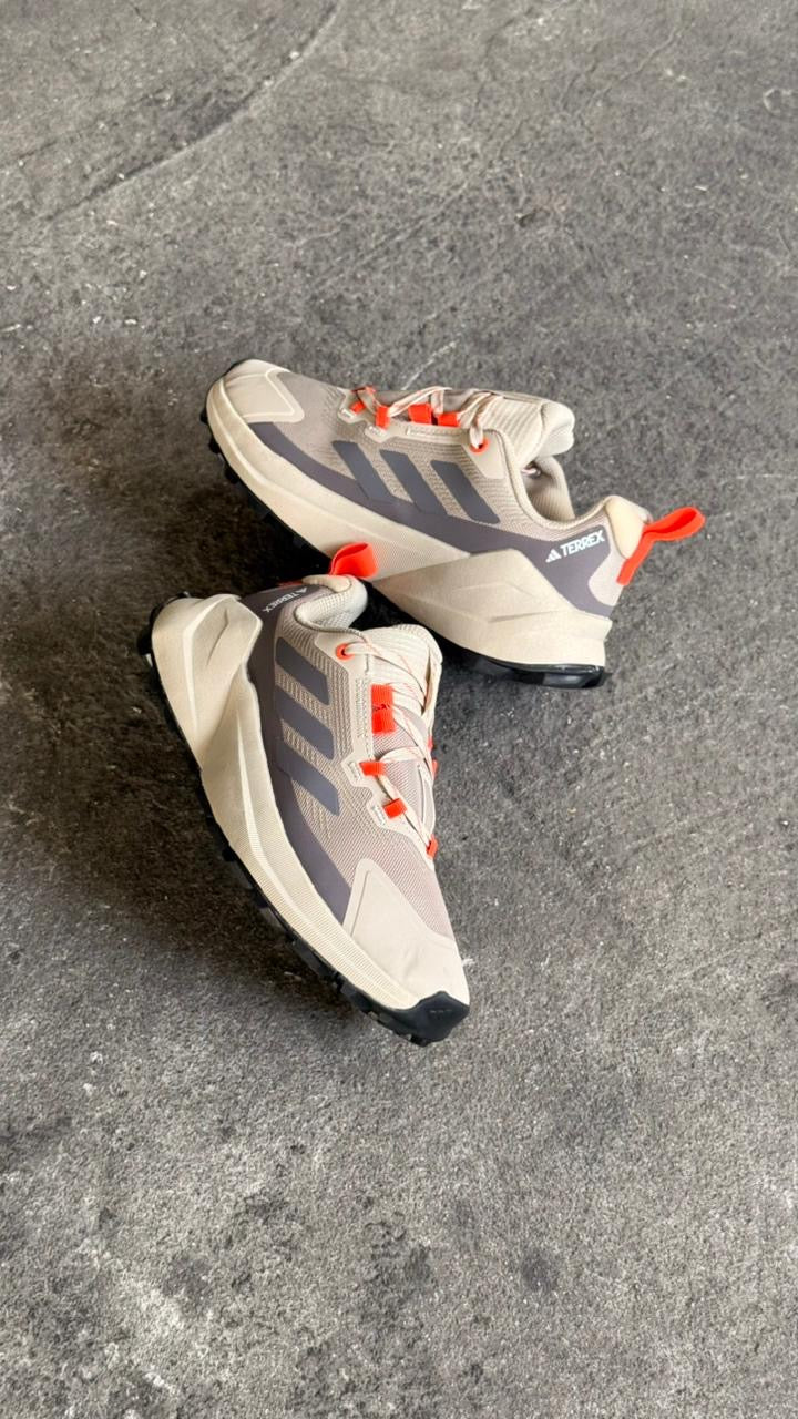 ADIDAS TERREX 2025 BEIGE NARANJA