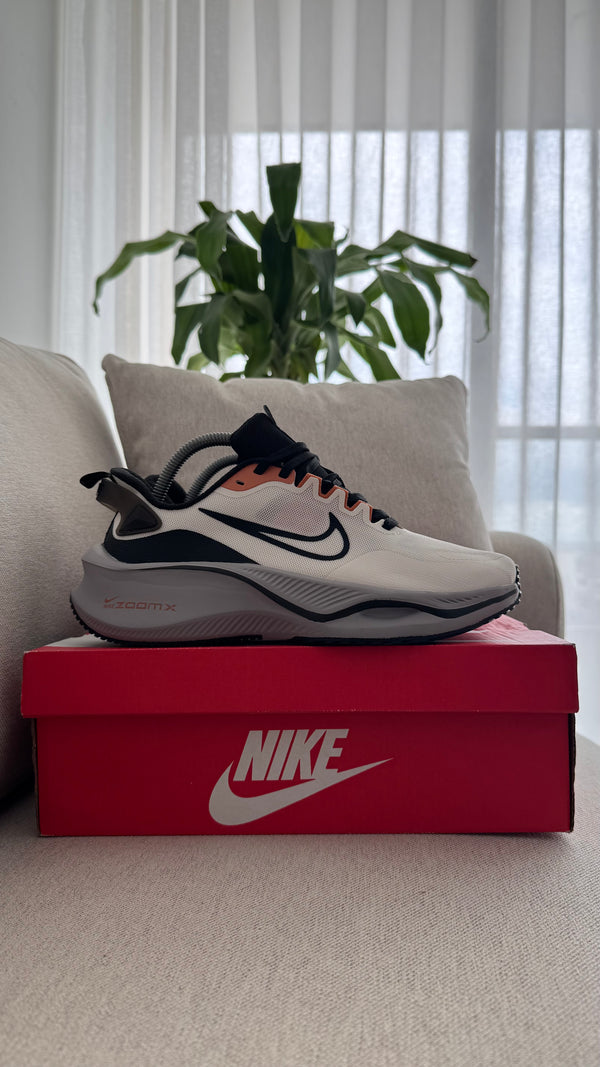 NIKE ZOOM CARITA BLANCO GRIS NEGRO