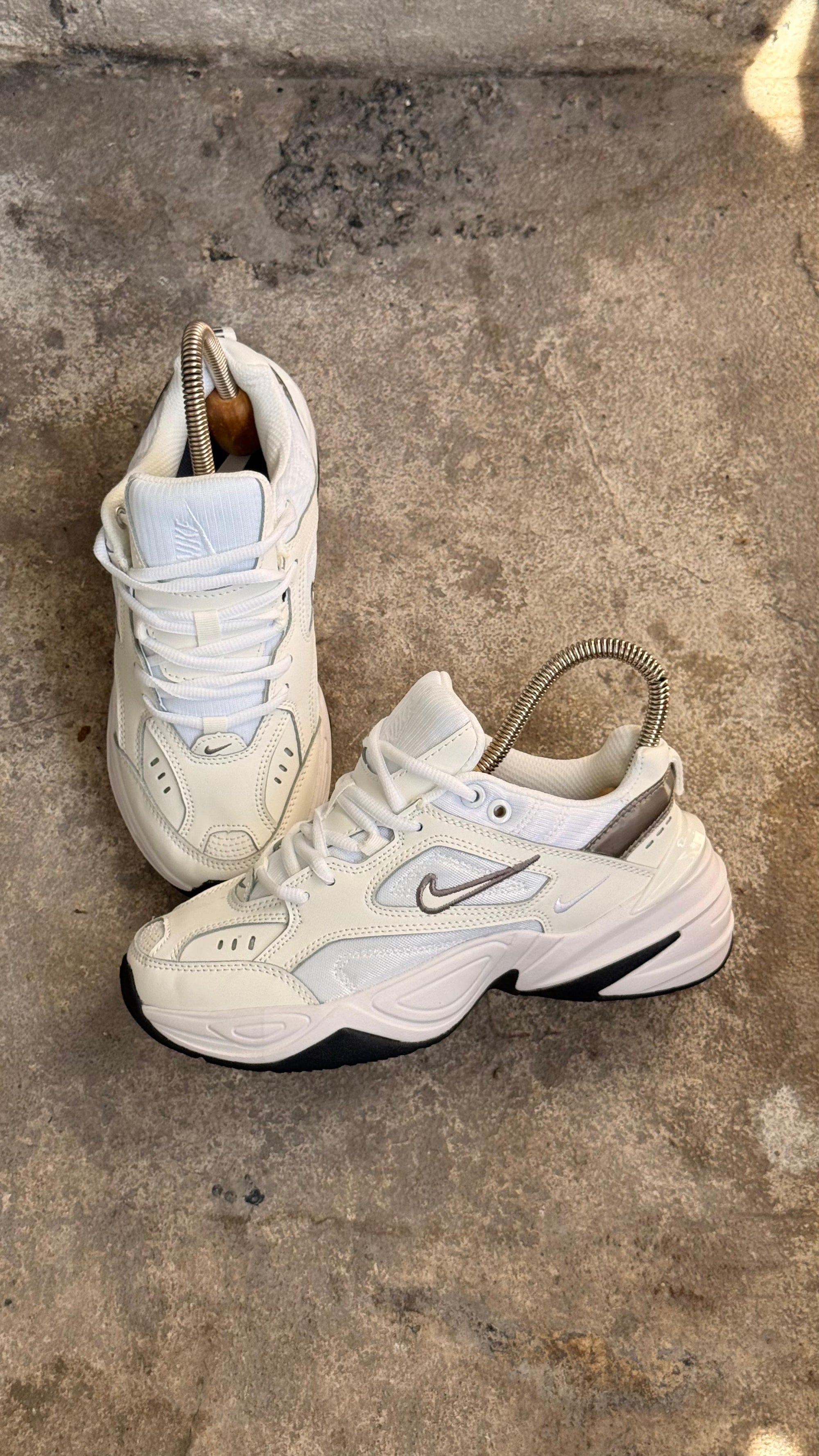 NIKE TECNO BLANCO