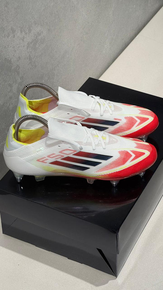 ADIDAS GUAYO F50 BLANCO ROJO VERDE