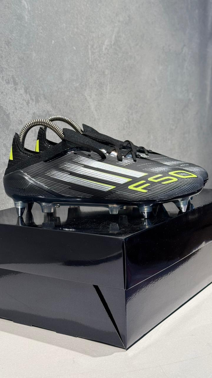 ADIDAS GUAYO F50 NEGRO VERDE