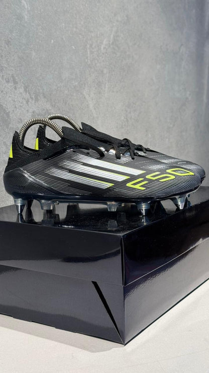ADIDAS GUAYO F50 NEGRO VERDE