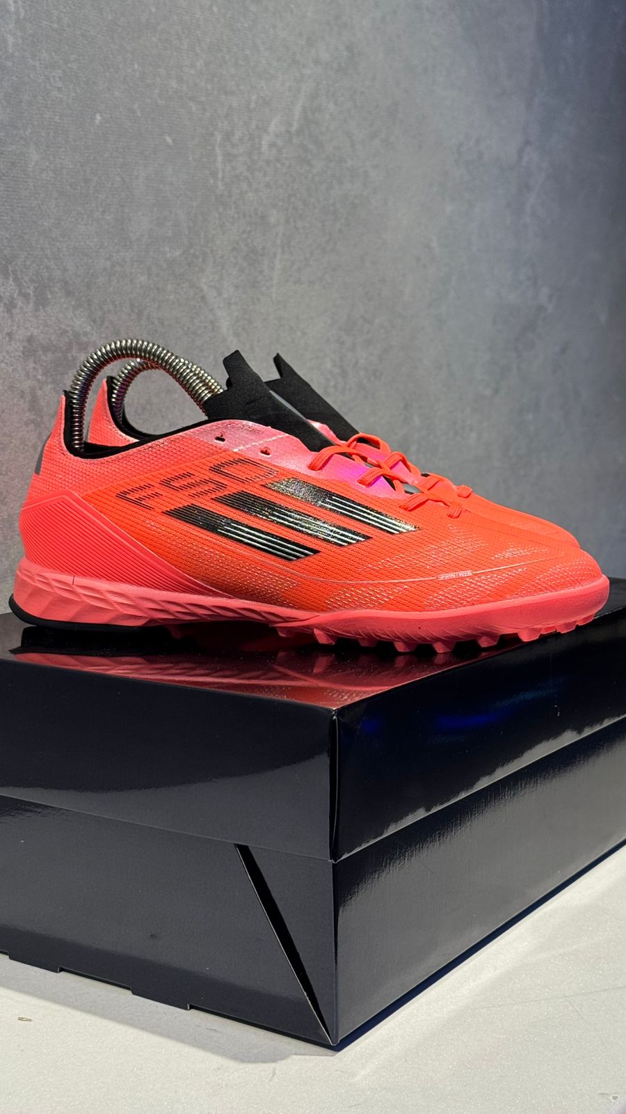 ADIDAS GUAYO SINTETICA F50 NARANJA