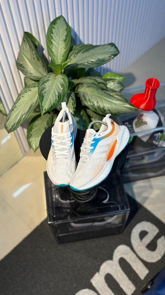 ADIDAS MICKEY BLANCO NARANJA