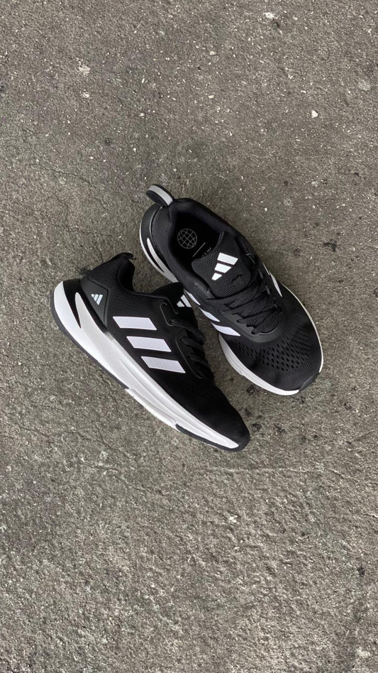 ADIDAS QUESTAR 26 NEGRO BLANCO
