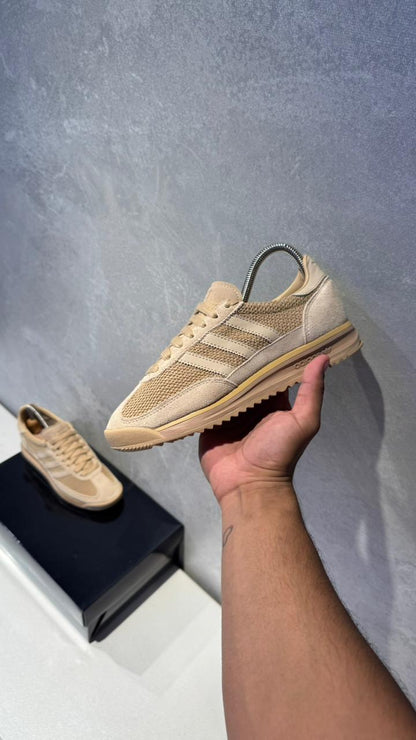 ADIDAS SL BEIGE