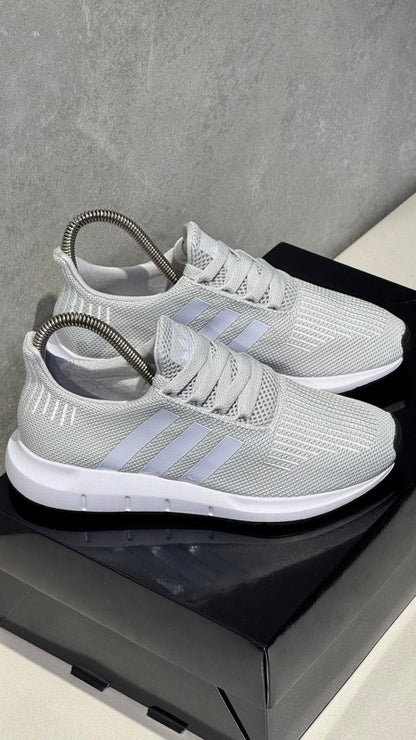 ADIDAS SUIT GRIS BLANCO
