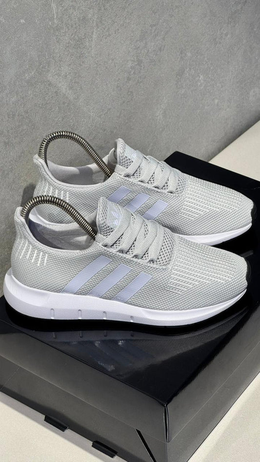 ADIDAS SUIT GRIS BLANCO