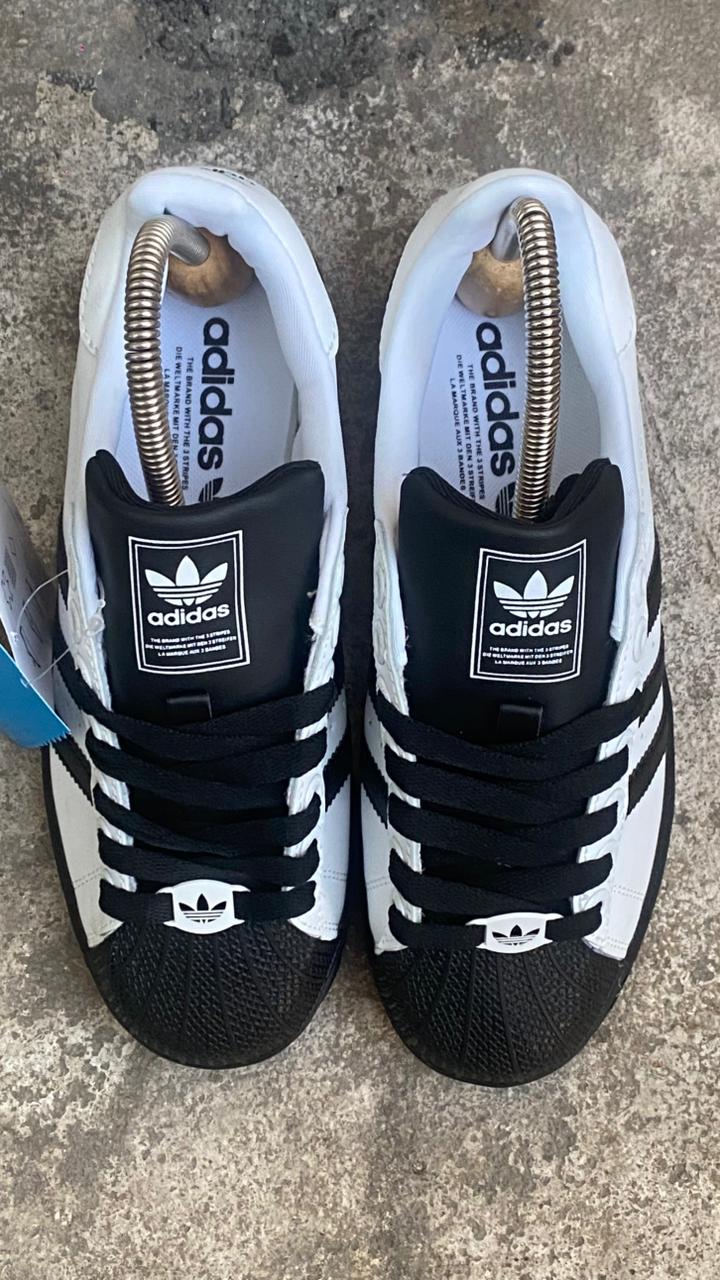 ADIDAS SUPER STAR PANDA
