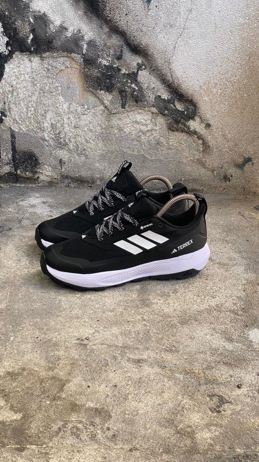 ADIDAS TERREX 2026 NEGRO BLANCO