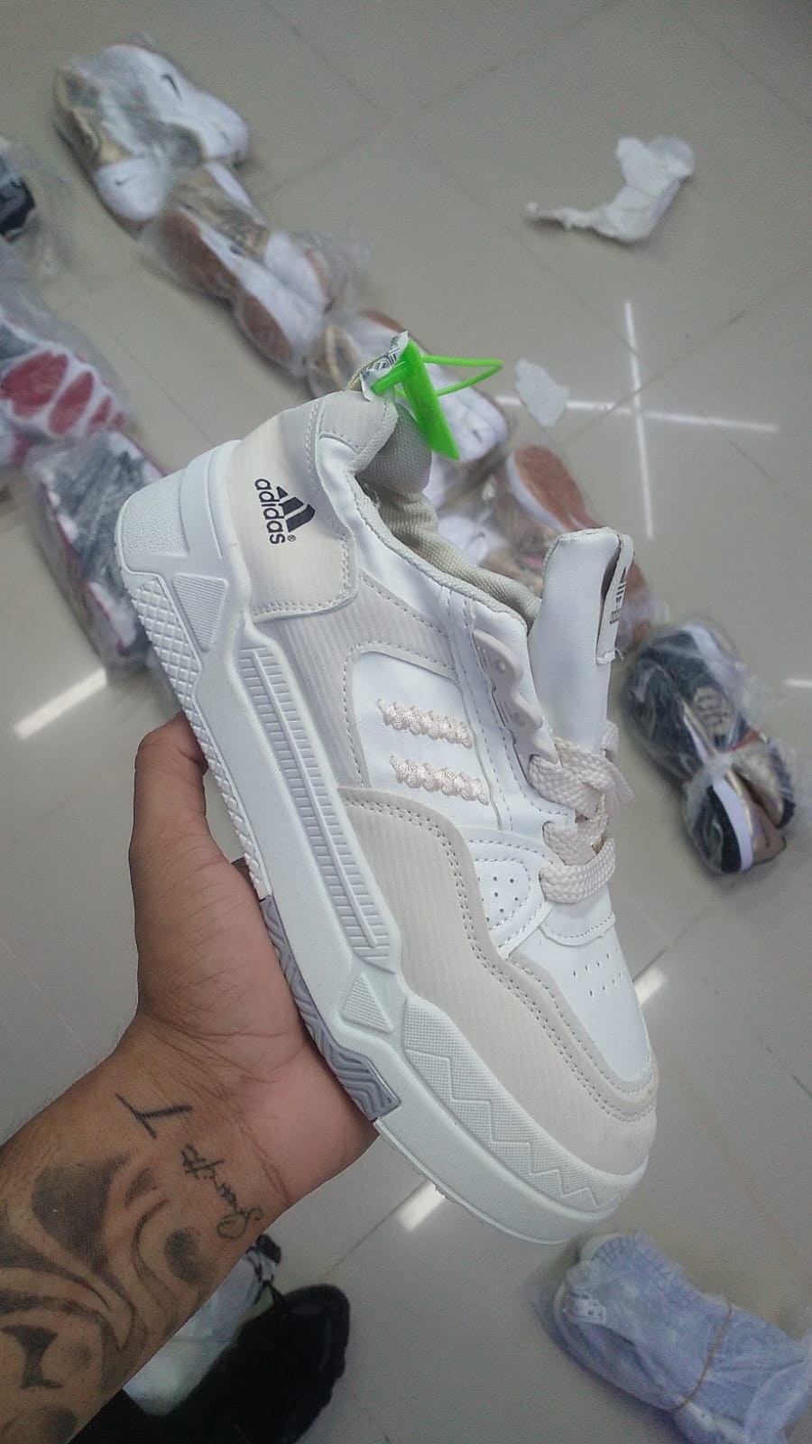 ADIDAS TRENZAS BLANCO BEIGE PROMO MASTER