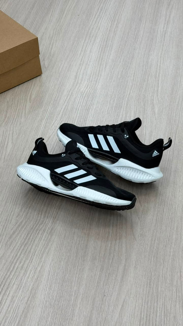 ADIDAS MICKEY NEGRO BLANCO