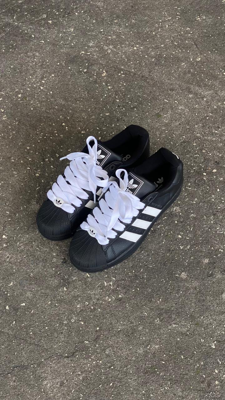 ADIDAS SUPER STAR NEGRO CORDON BLANCO