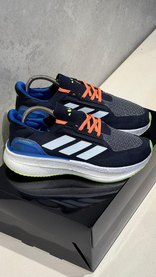 ADIDAS ULTRABOOST LIGHT BOOST AZUL VERDE PROMO