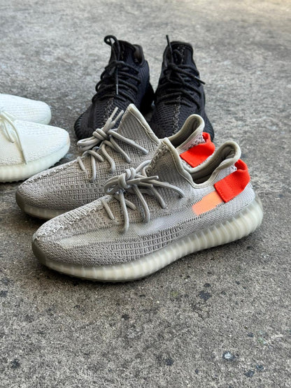 ADIDAS YEEZY 350 GRIS NARANJA