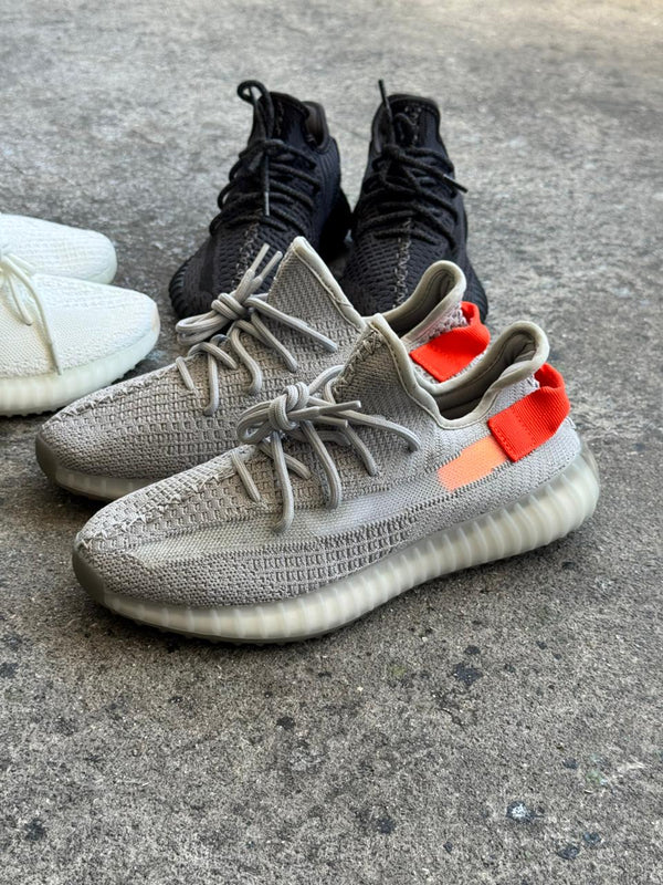 ADIDAS YEEZY 350 GRIS NARANJA