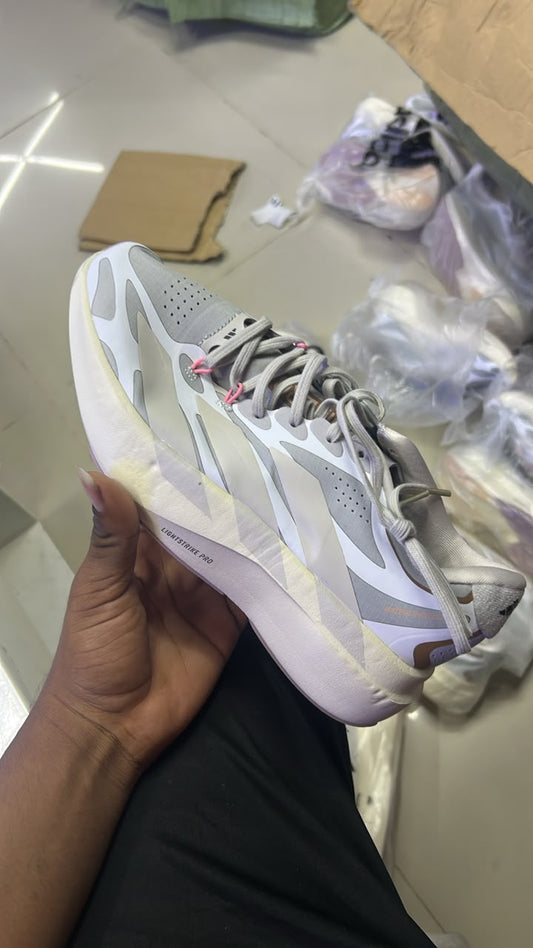ADIDAS ADIZERO BLANCO GRIS BEIGE
