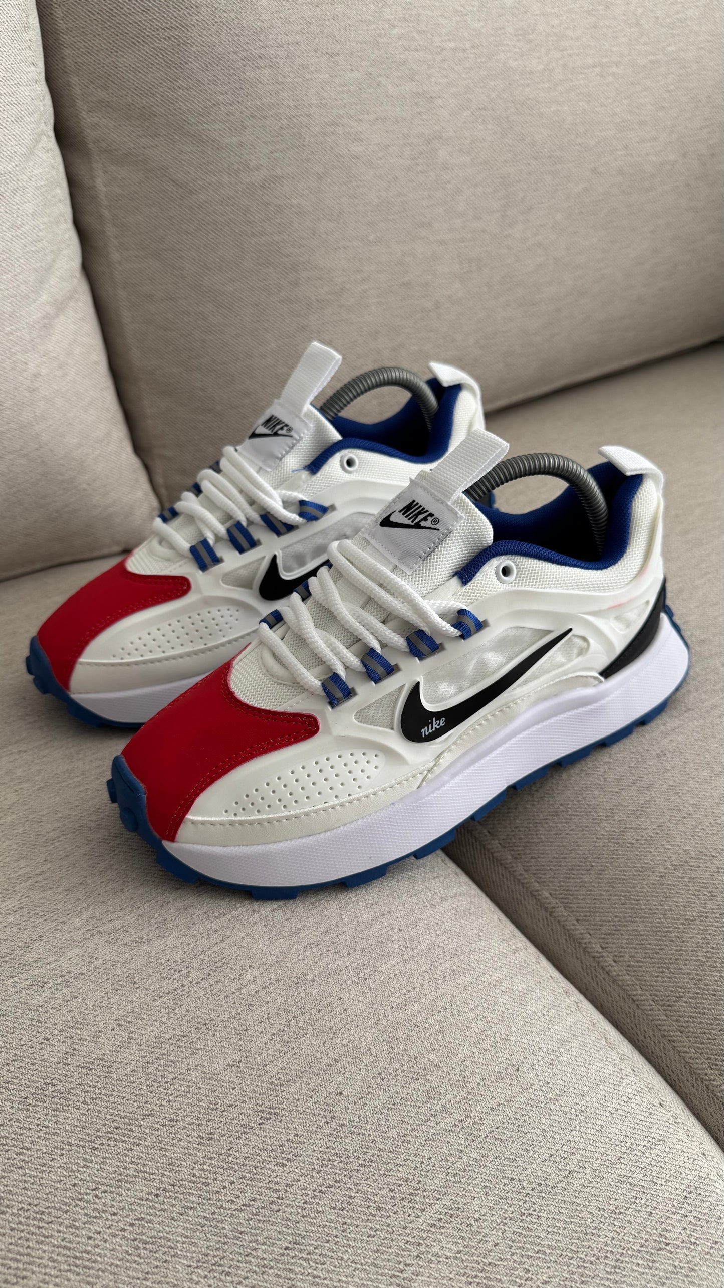 NIKE BALLELY JUNIOR BLANCO AZUL