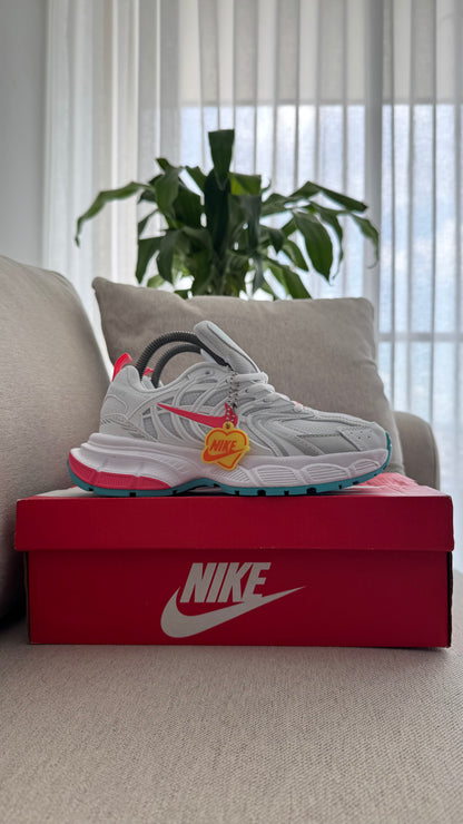 NIKE SKATE BLANCO ROSA