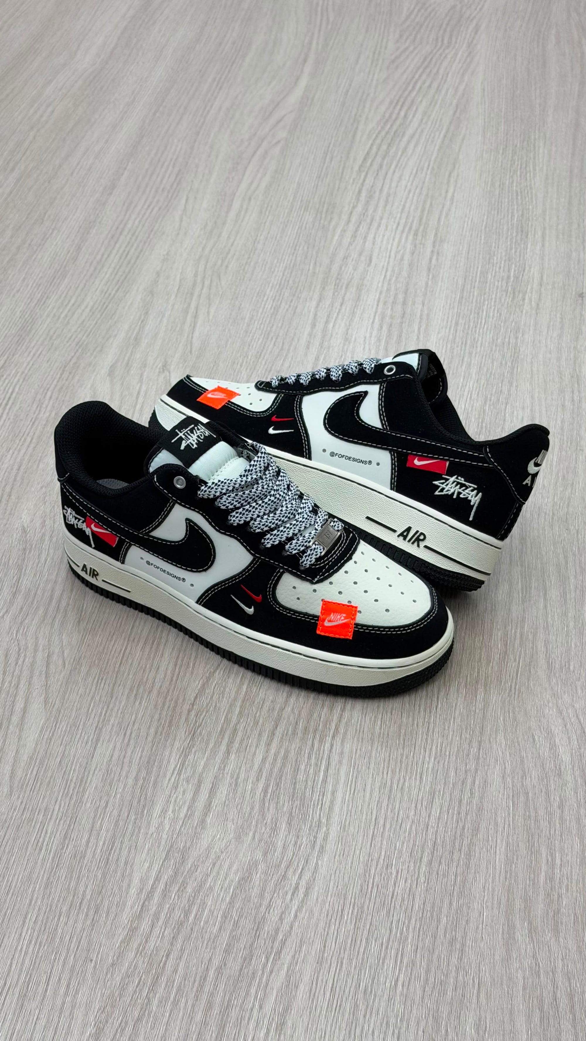 AF1 BEIGE NEGRO FOFDESIGNS