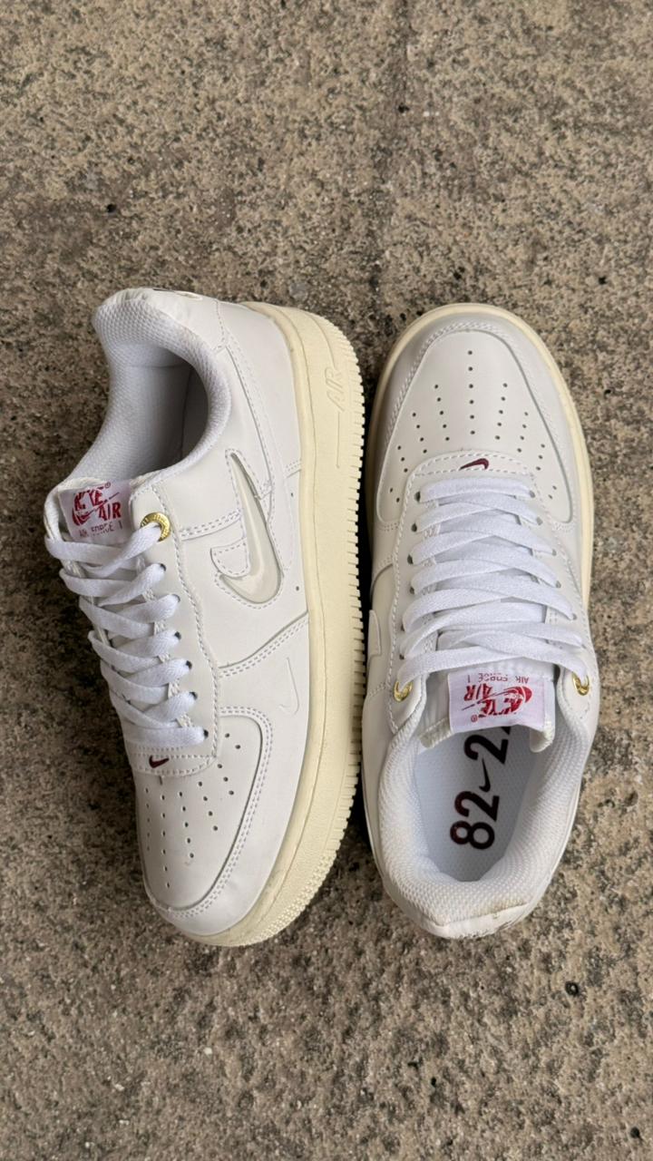 AF1 BLANCO BEIGE PROMO MASTER