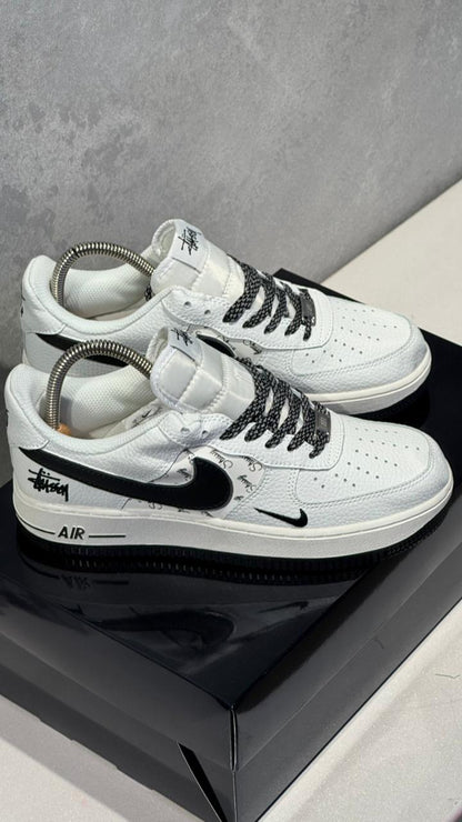 AF1 BEIGE NEGRO FULL