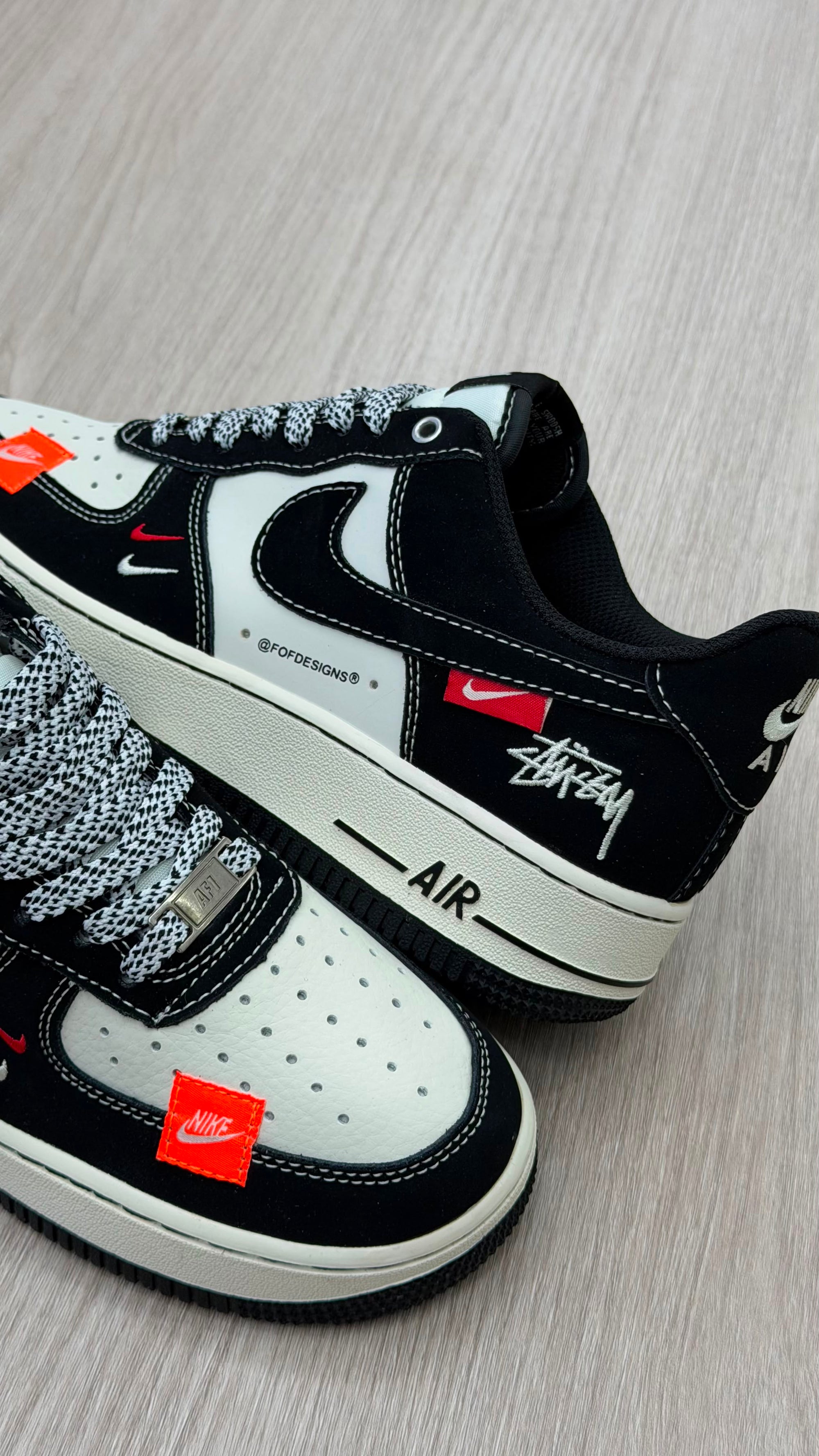 AF1 BEIGE NEGRO FOFDESIGNS