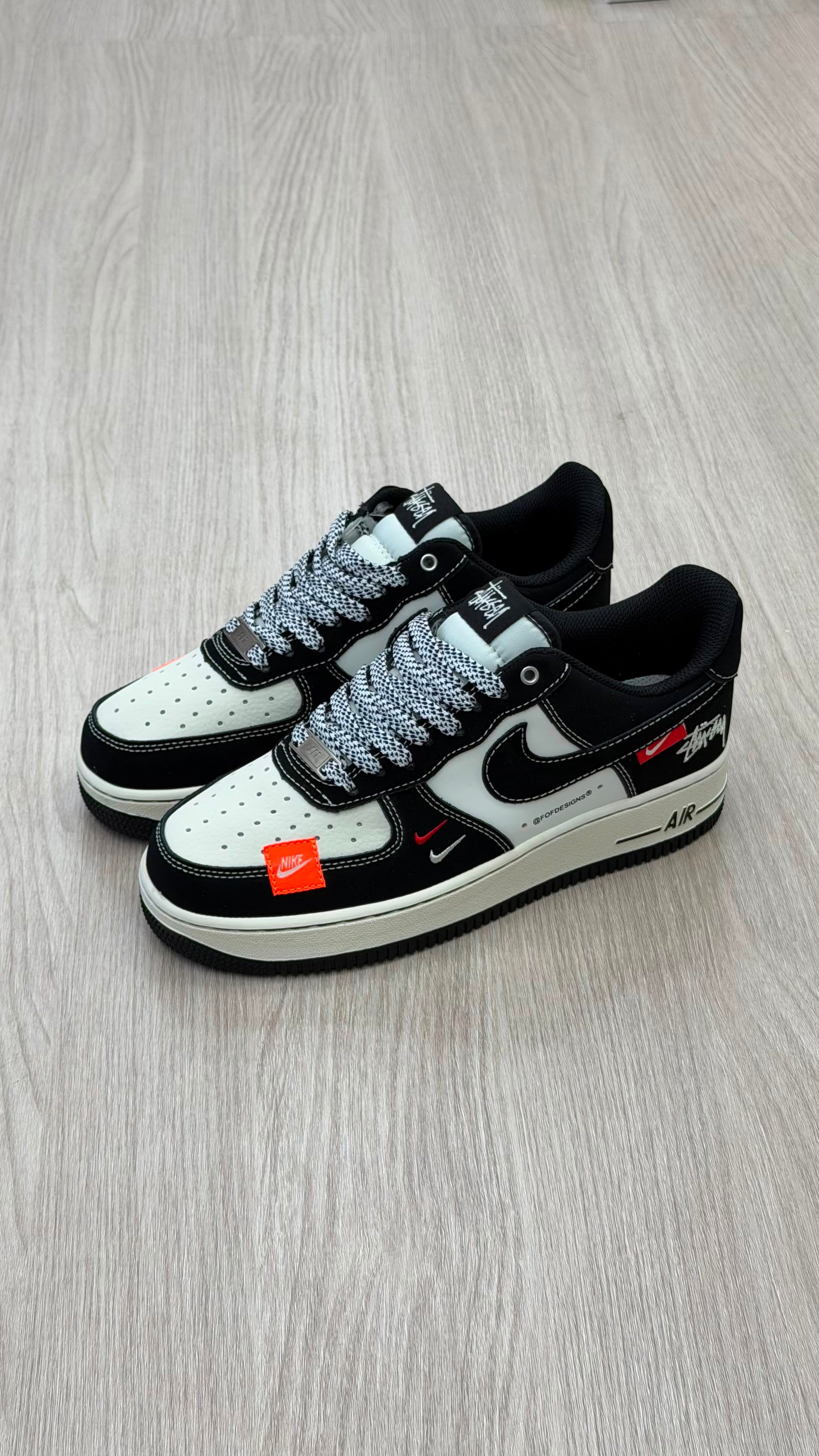 AF1 BEIGE NEGRO FOFDESIGNS