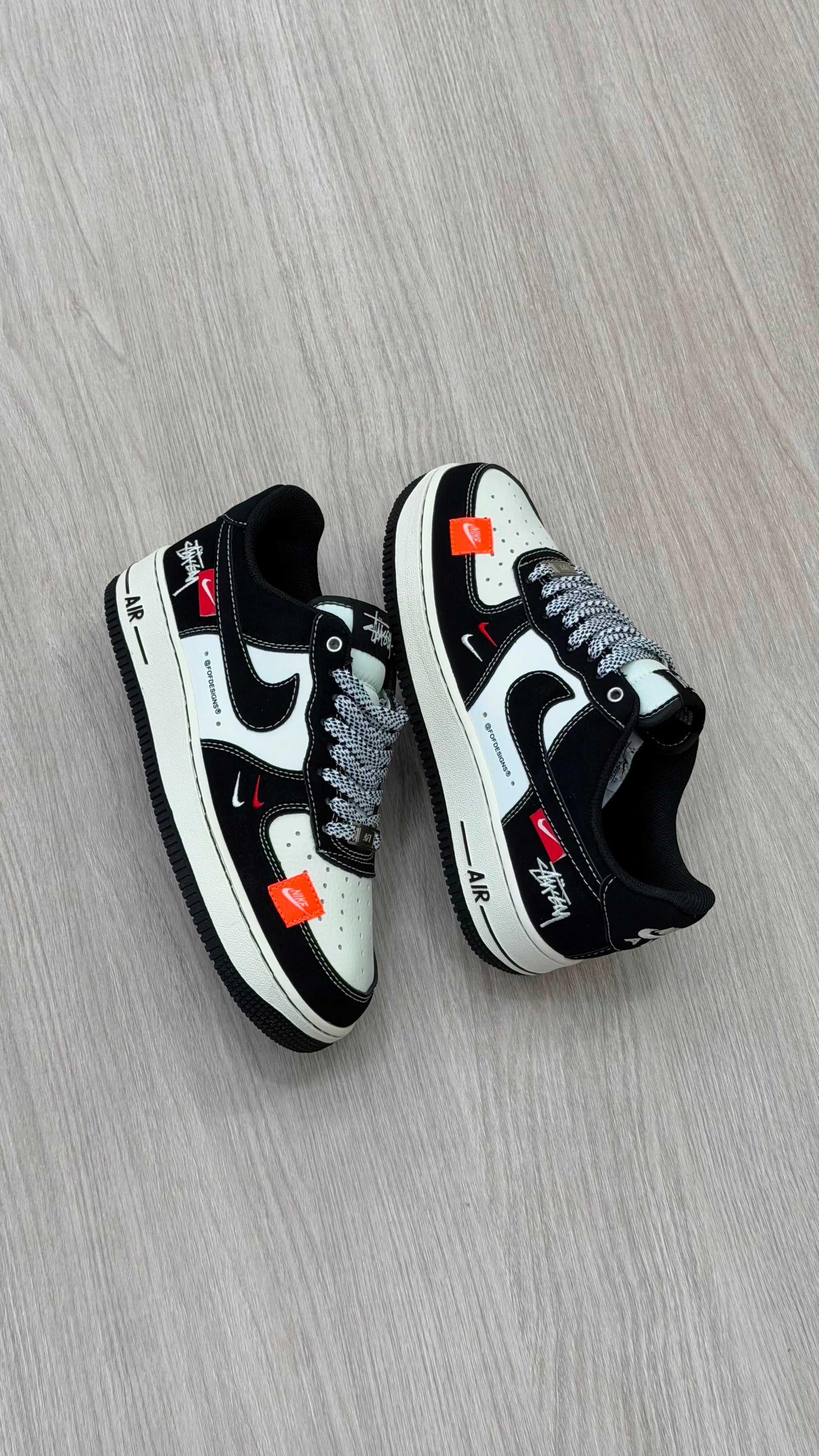 AF1 BEIGE NEGRO FOFDESIGNS
