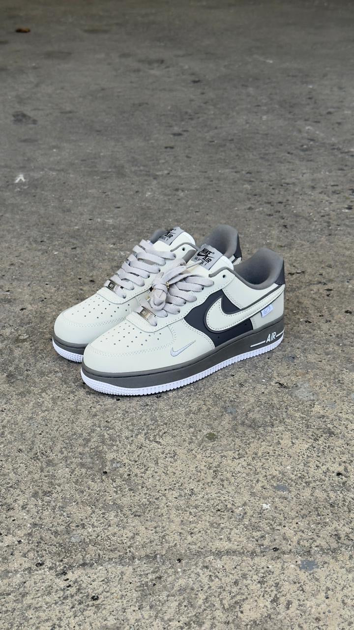 AF1 BLANCO GRIS