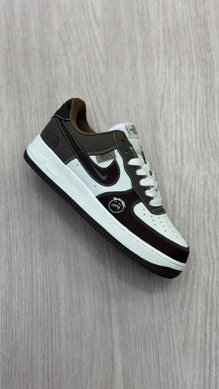 AF1 TRAVIS CAFE