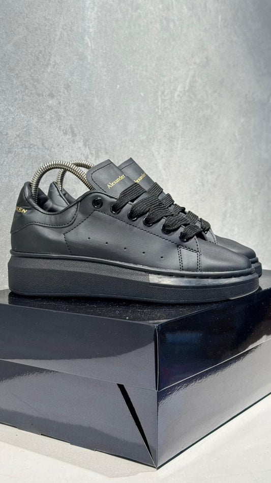 ALEXANDER MCQUEEN NEGRO
