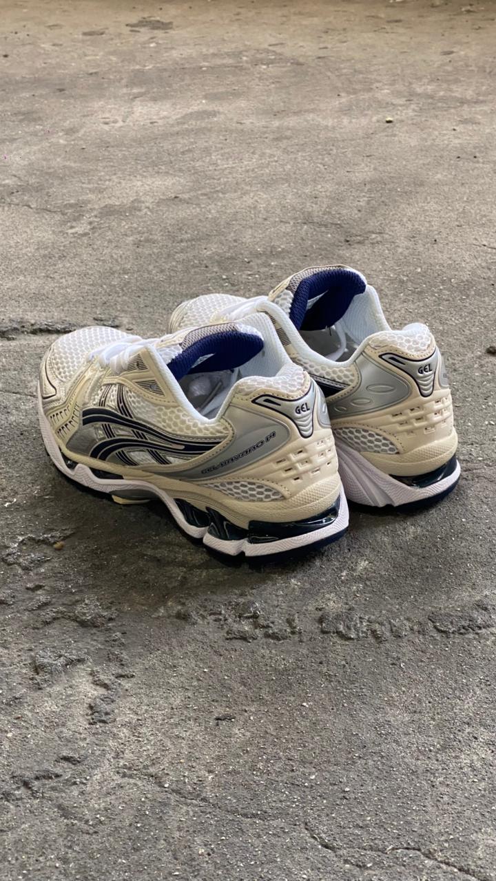 ASICS BEIGE PLATA