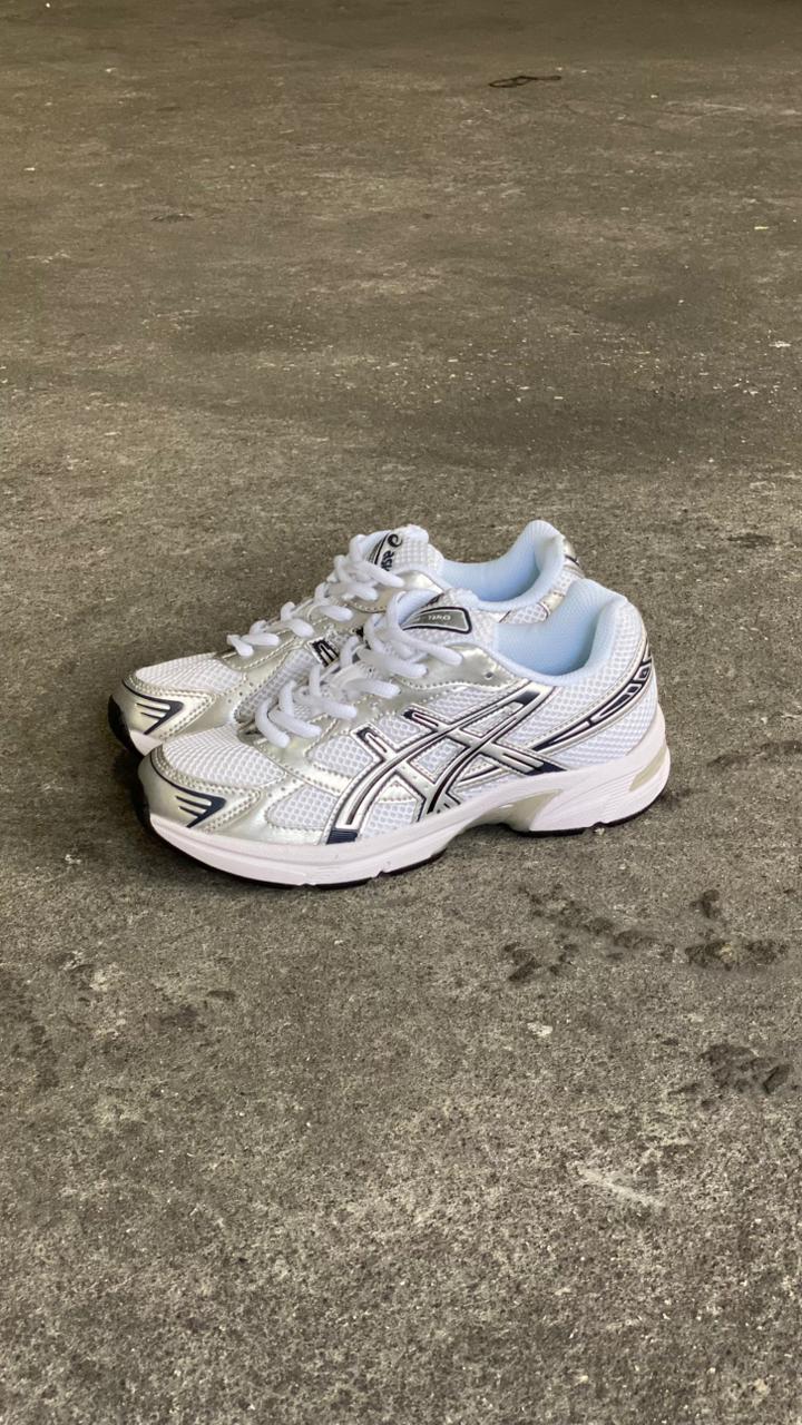 ASICS GEL BLANCO PLATEADO