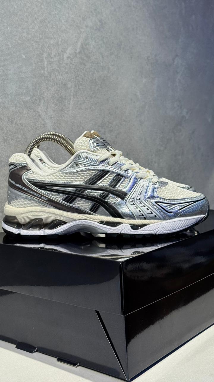 ASICS GRIS BEIGE