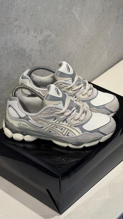 ASICS GEL BEIGE