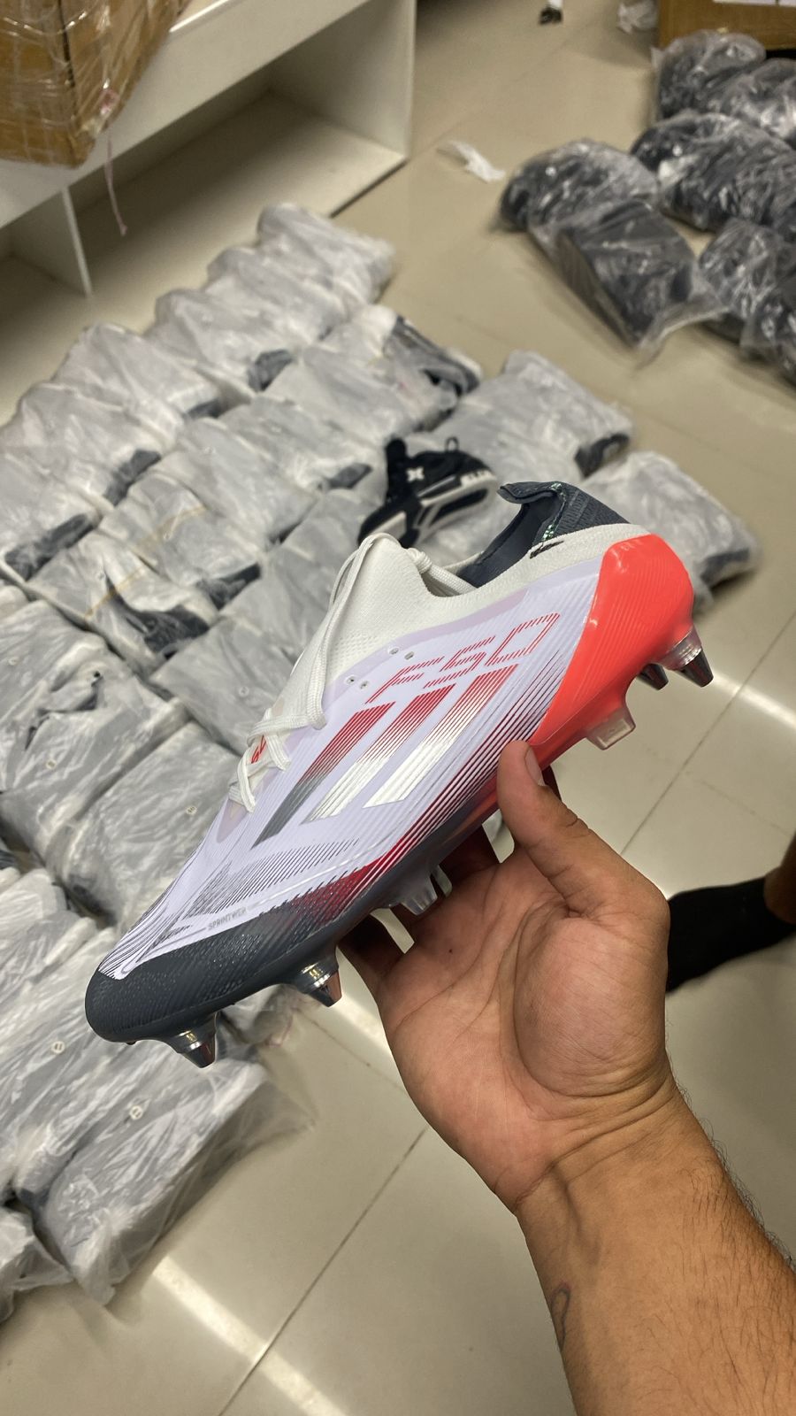 ADIDAS GUAYO F50 GRIS ROJO